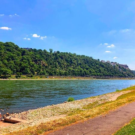 Gemuetliche Rheinblick Residenz Appartement Koblenz  Buitenkant foto